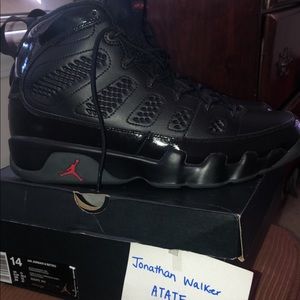 Air Jordan Retro Bred 9